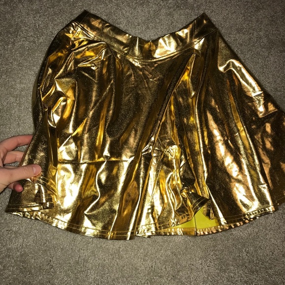 Gold Skirt/ Metallic - Costume - Picture 3 of 3
